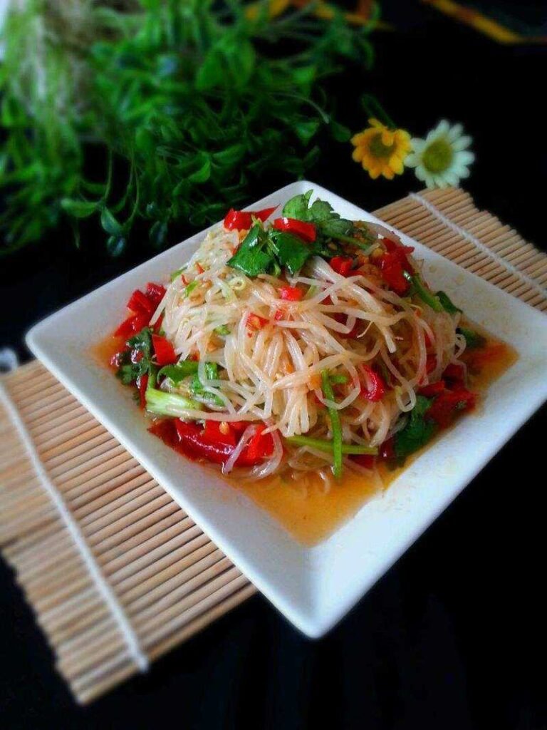 Oil Splashed Bean Sprouts Shandong Cuisine