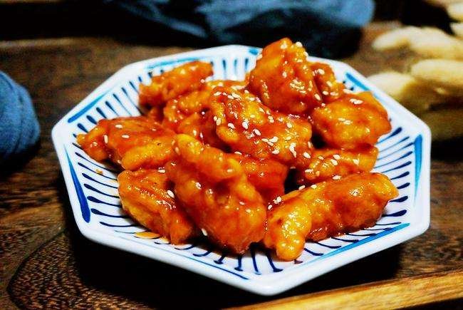 Chicken Nuggets in Sugar Sauce